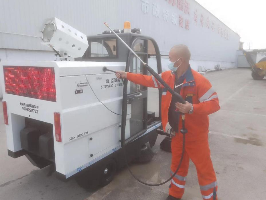 宣威龙马快速清扫车
